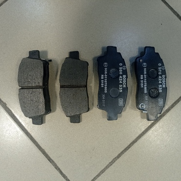 Колодки тормозные передние  (Bosch)