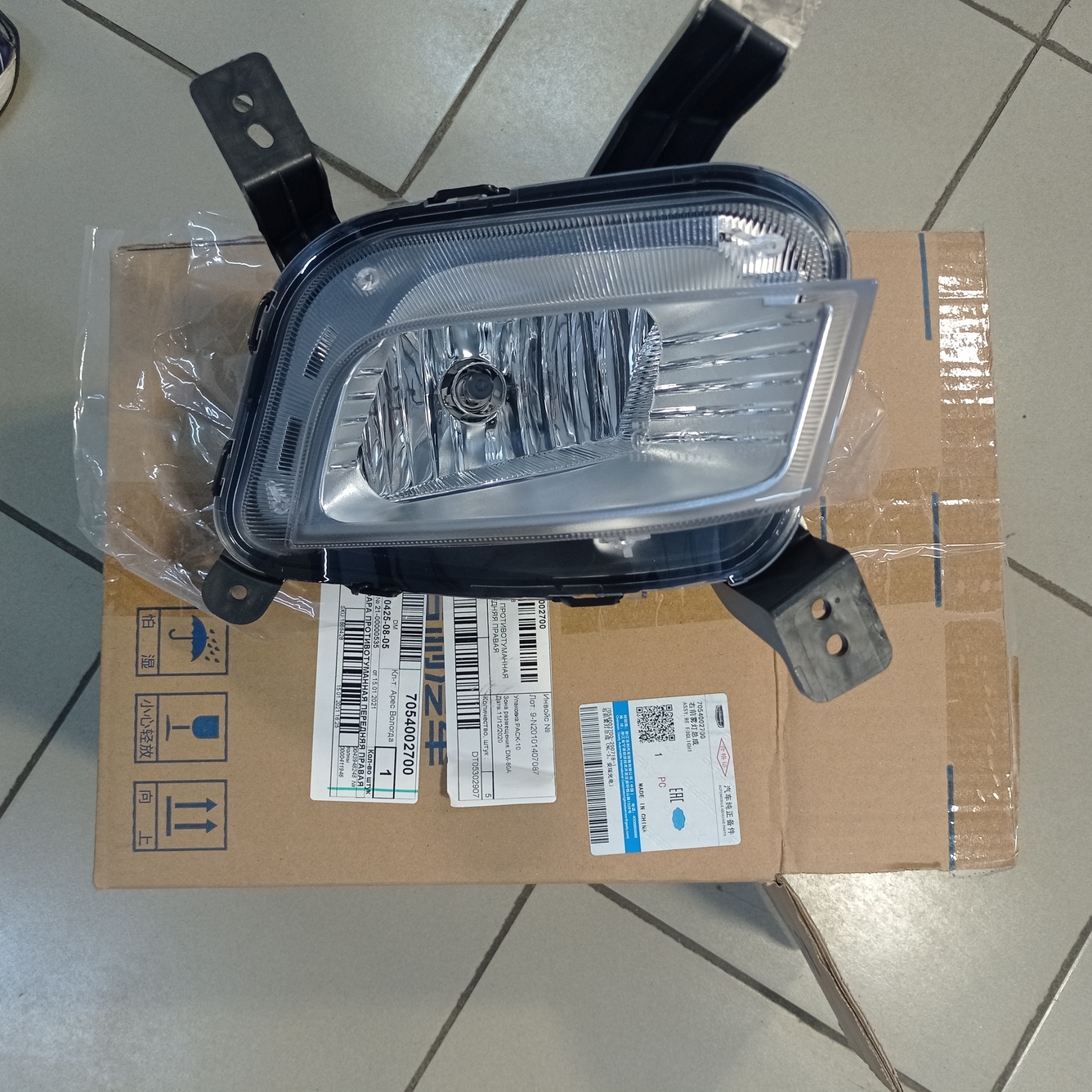 Фара противотуманная правая GEELY ATLAS