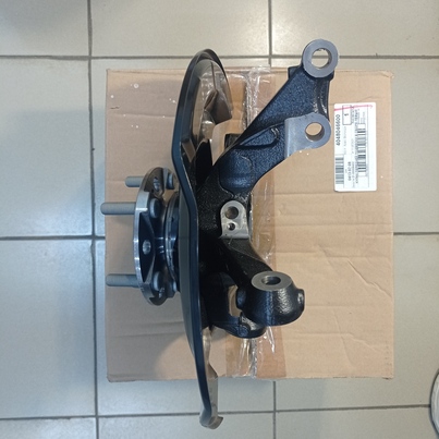 Кулак левый Geely Coolray