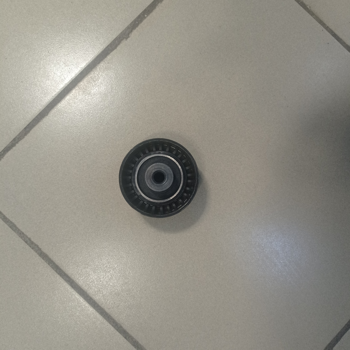 Ролик обводной ремня ГРМ